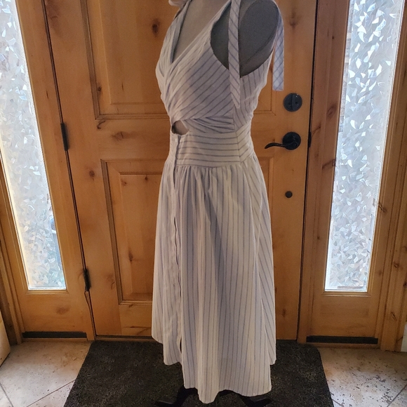 Astr The Label Nadine Dress - Picture 3 of 6